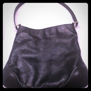 Gucci black leather shoulder bag